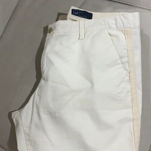 Gap 14P cream pants